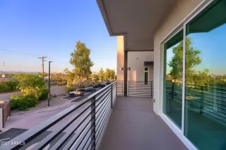 Photo #4: 6285731 Listing 