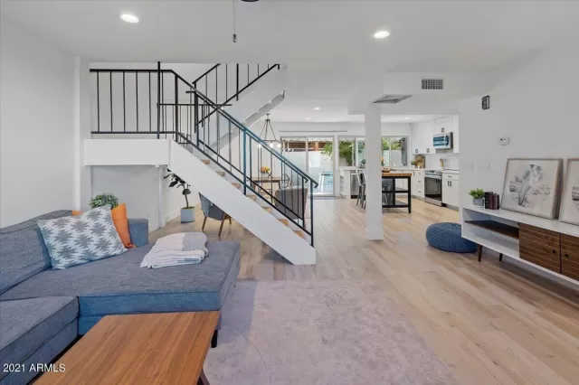 MLS: 6285733 Condo For Sale