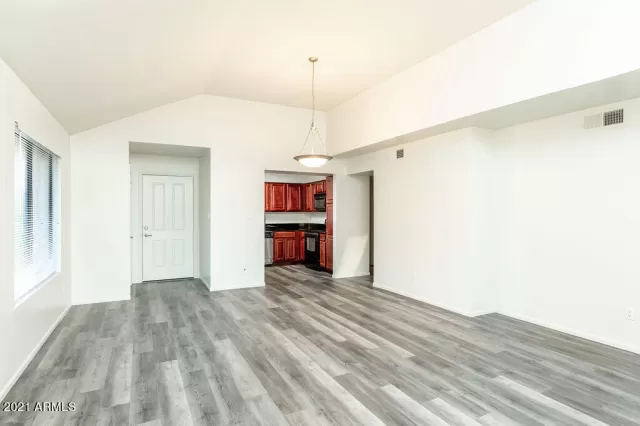 MLS: 6285854 Condo For Sale