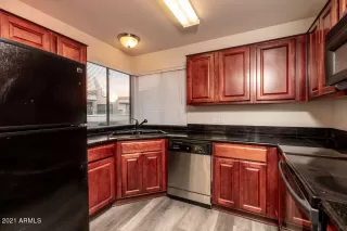 Photo #4: 6285854 Listing