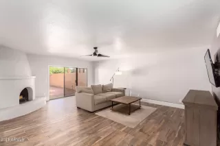 Photo #3: 6285864 Listing