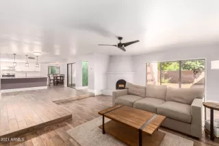 Photo #6: 6285864 Listing