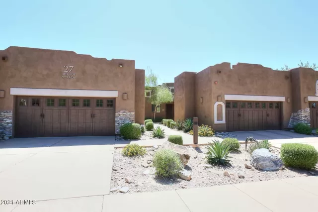 MLS: 6286040 Condo For Sale