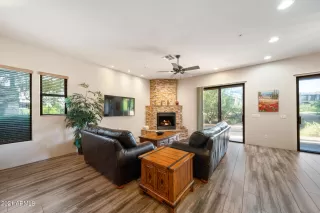 Photo #3: 6286436 Listing