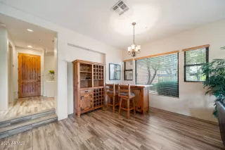 Photo #4: 6286436 Listing