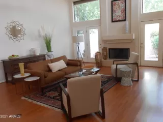 Photo #3: 6286650 Listing