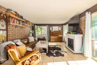 Photo #3: 6286682 Listing 