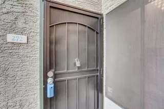 Photo #4: 6286933 Listing