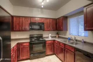 Photo #5: 6286941 Listing 