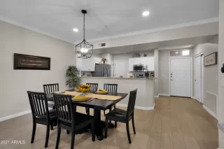 Photo #6: 6287299 Listing