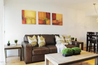 Photo #2: 6287608 Listing