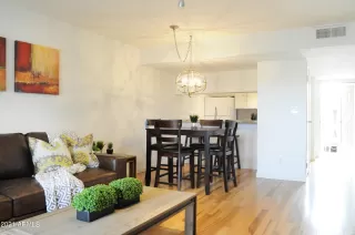 Photo #3: 6287608 Listing