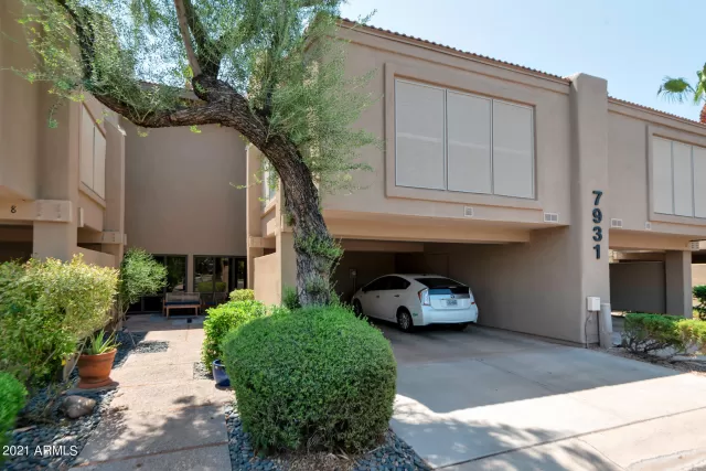 MLS: 6287885 Condo For Sale