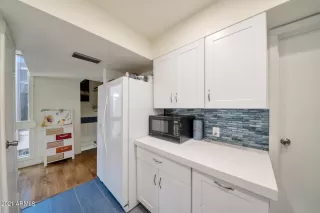 Photo #3: 6287885 Listing