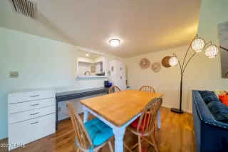 Photo #5: 6287885 Listing