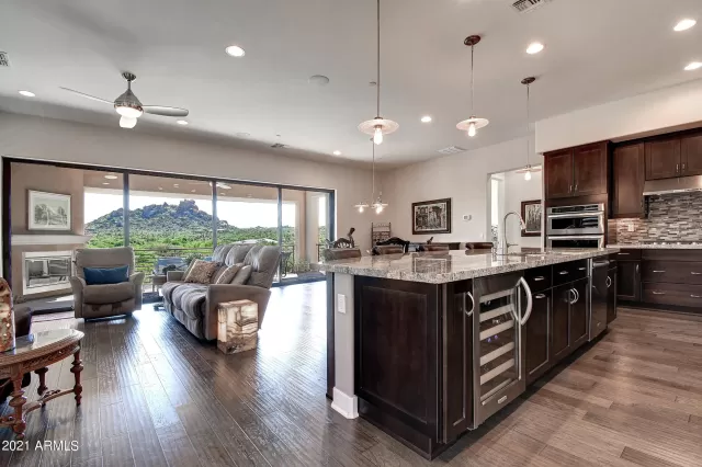 MLS: 6288111 Condo For Sale