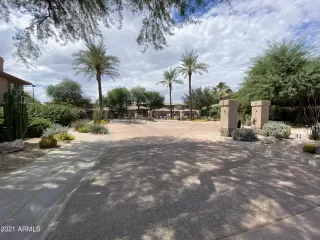 Photo #5: 6288289 Listing