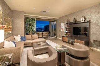 Photo #2: 6288461 Listing