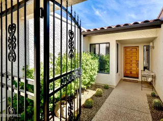 Photo #3: 6288547 Listing