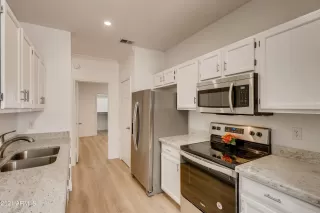 Photo #6: 6288574 Listing