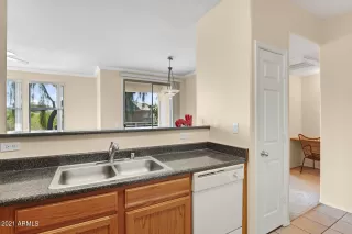 Photo #4: 6288773 Listing