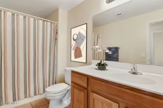 Photo #6: 6288773 Listing