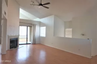 Photo #3: 6288973 Listing