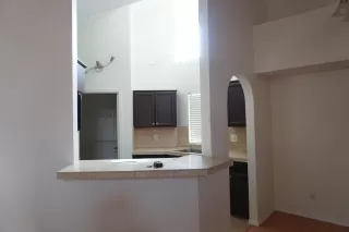 Photo #5: 6288973 Listing