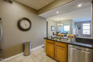 Photo #4: 6289049 Listing