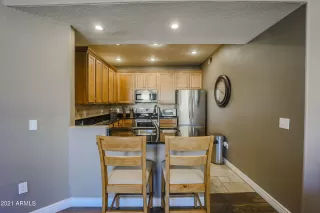 Photo #6: 6289049 Listing