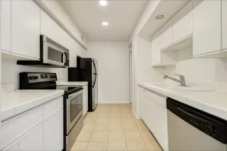 Photo #5: 6289335 Listing 