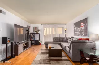 Photo #2: 6289465 Listing