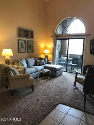 Photo #6: 6289558 Listing