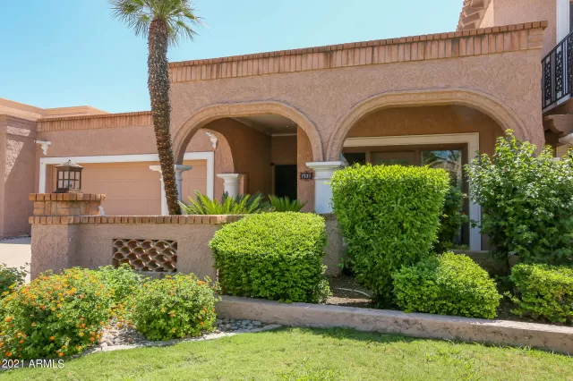 MLS: 6289641 Condo For Sale