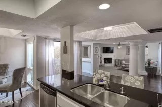 Photo #4: 6289641 Listing