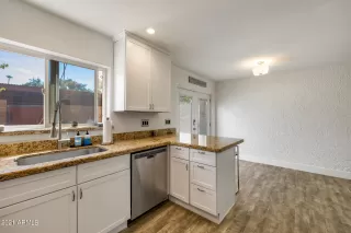 Photo #4: 6289812 Listing