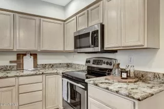 Photo #4: 6289814 Listing 