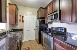 Photo #2: 6290052 Listing
