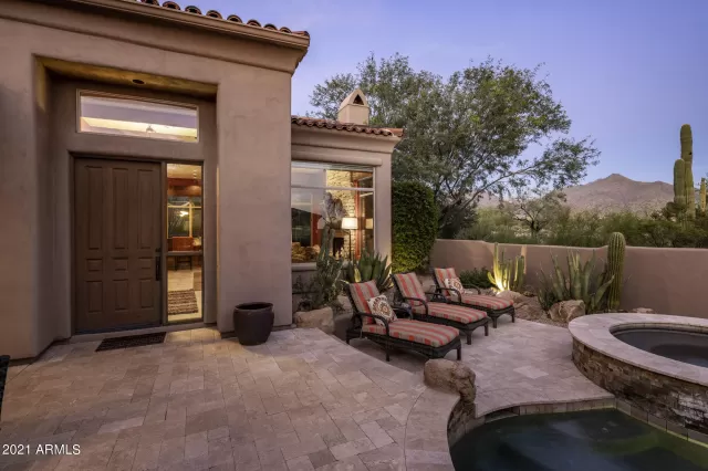 MLS: 6290313 Condo For Sale