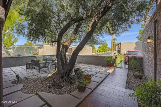 Photo #2: 6290318 Listing 