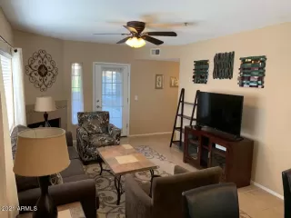 Photo #5: 6290486 Listing