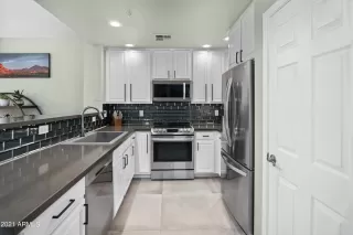 Photo #4: 6290570 Listing