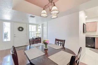 Photo #4: 6290599 Listing