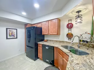 Photo #6: 6290599 Listing