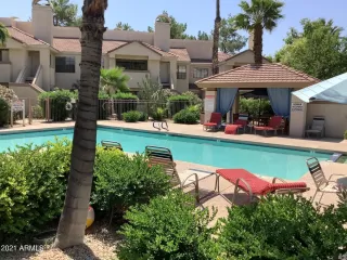 Photo #4: 6290612 Listing