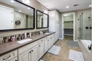 Photo #2: 6290616 Listing