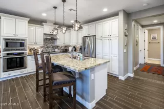 Photo #3: 6290616 Listing