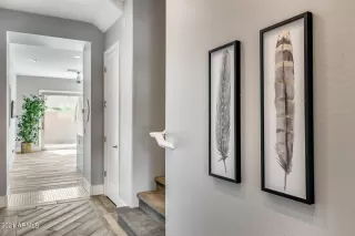 Photo #4: 6290783 Listing