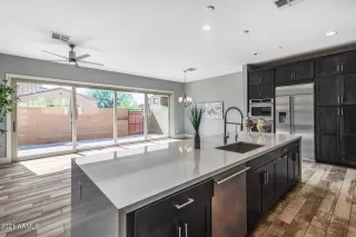 Photo #6: 6290783 Listing