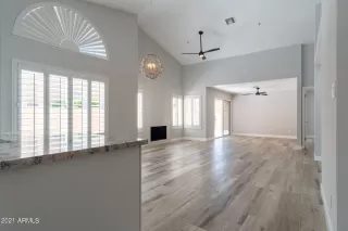 Photo #3: 6290788 Listing